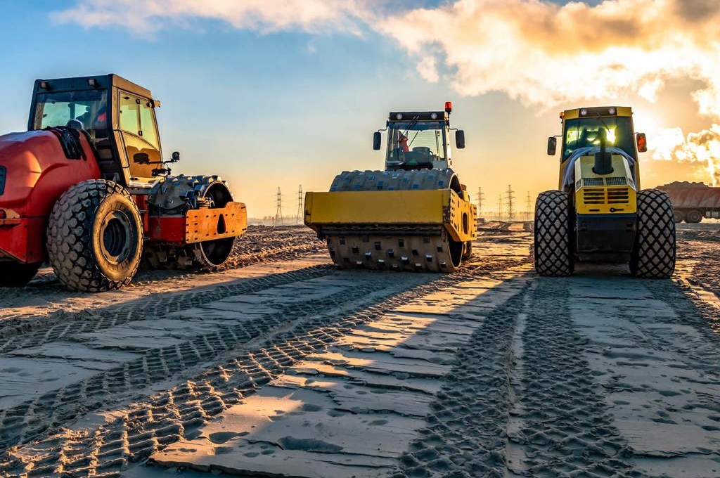 Tips To Help You Buy Used Construction Equipment Online